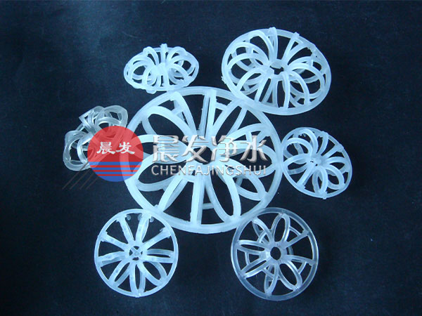 ���h����